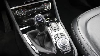 Leasing Hatchback BMW 218 2015