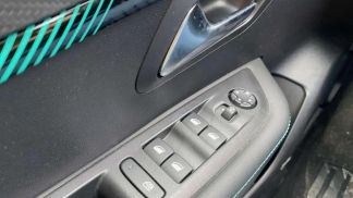 Leasing Sedan Peugeot 208 2023