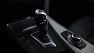 Leasing Sedan BMW 318 2016