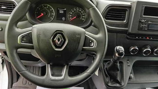 Lízing Špeciálny nákladiak Renault Master 2020