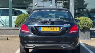 Lízing Sedan MERCEDES C 200 2015