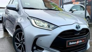 Lízing Sedan Toyota Yaris 2021
