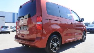 Lízing Hatchback Peugeot Traveller 2018