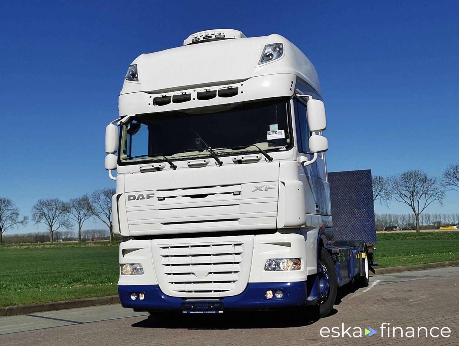 Leasing Truck (chassis) DAF XF 105.460 2013