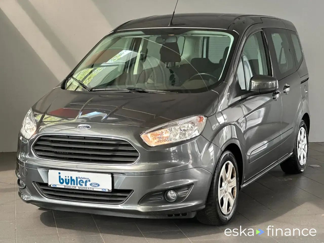 Finansowanie Hatchback Ford Tourneo Courier 2016