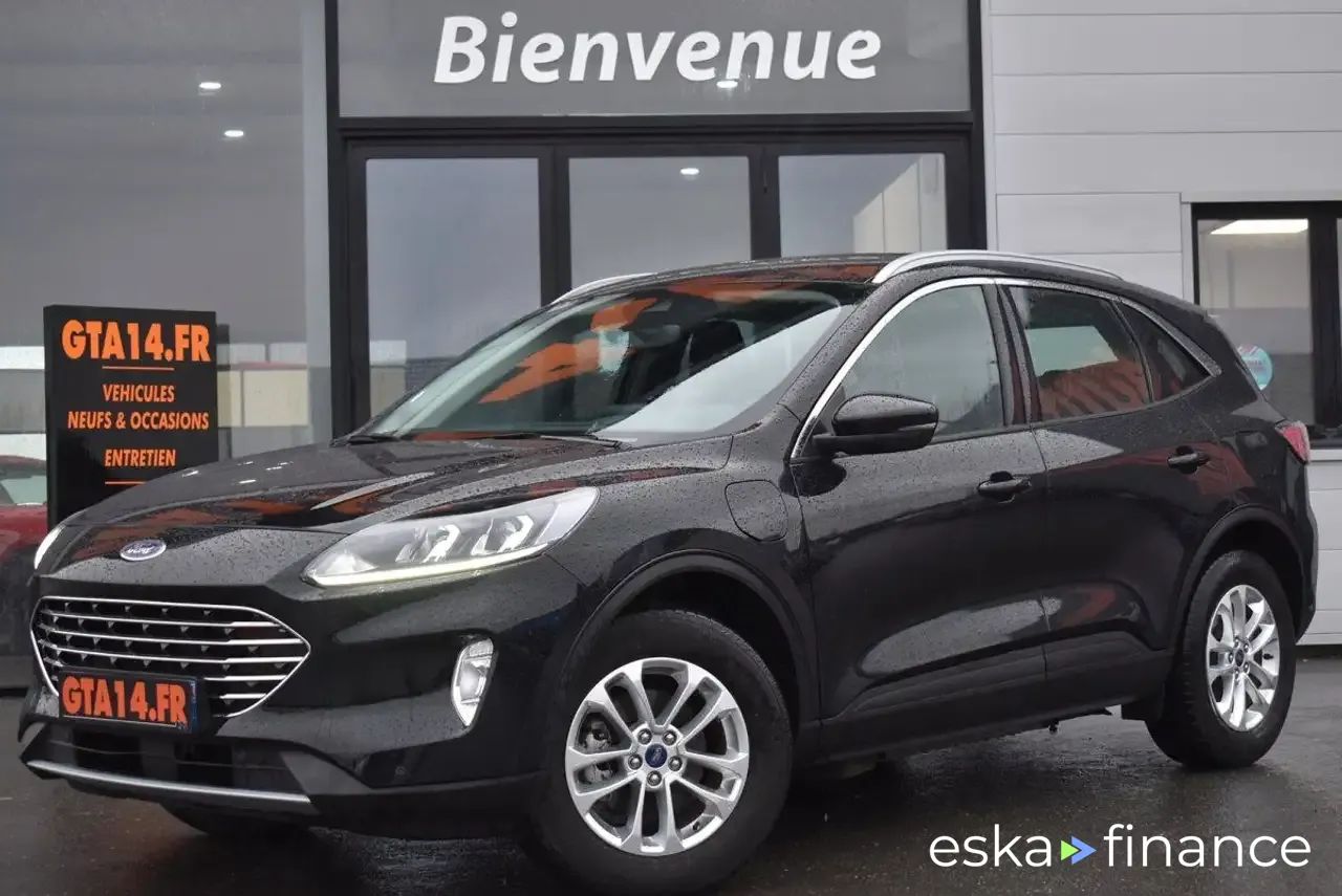 Lízing SUV Ford Kuga 2021