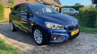 Leasing Hatchback BMW 225 2017