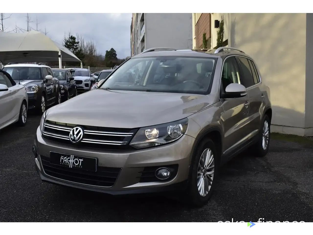 Finansowanie Wóz Volkswagen Tiguan 2014