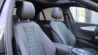 Lízing Sedan MERCEDES E 300 2023