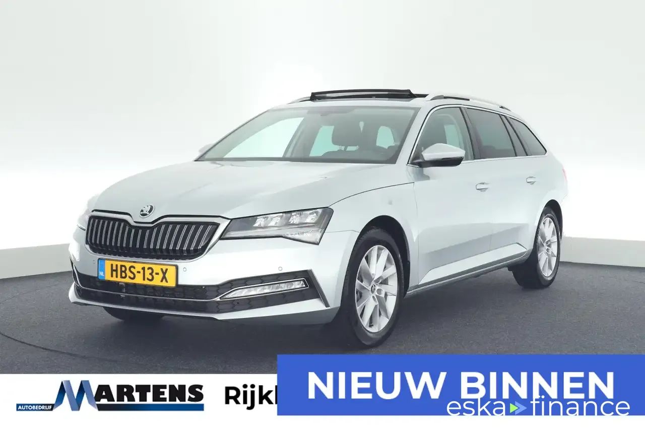 Leasing Wagon Skoda Superb 2024