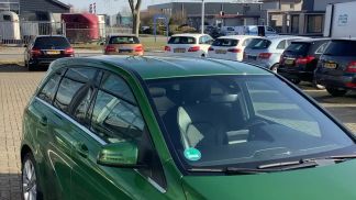 Lízing Hatchback MERCEDES B 180 2016