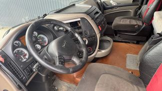 Lízing Traktor DAF XF 105.460 2011