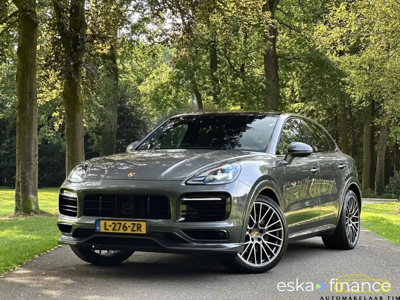Lízing Kupé Porsche Cayenne 2021