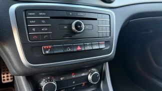 Lízing Sedan MERCEDES CLA 180 2015