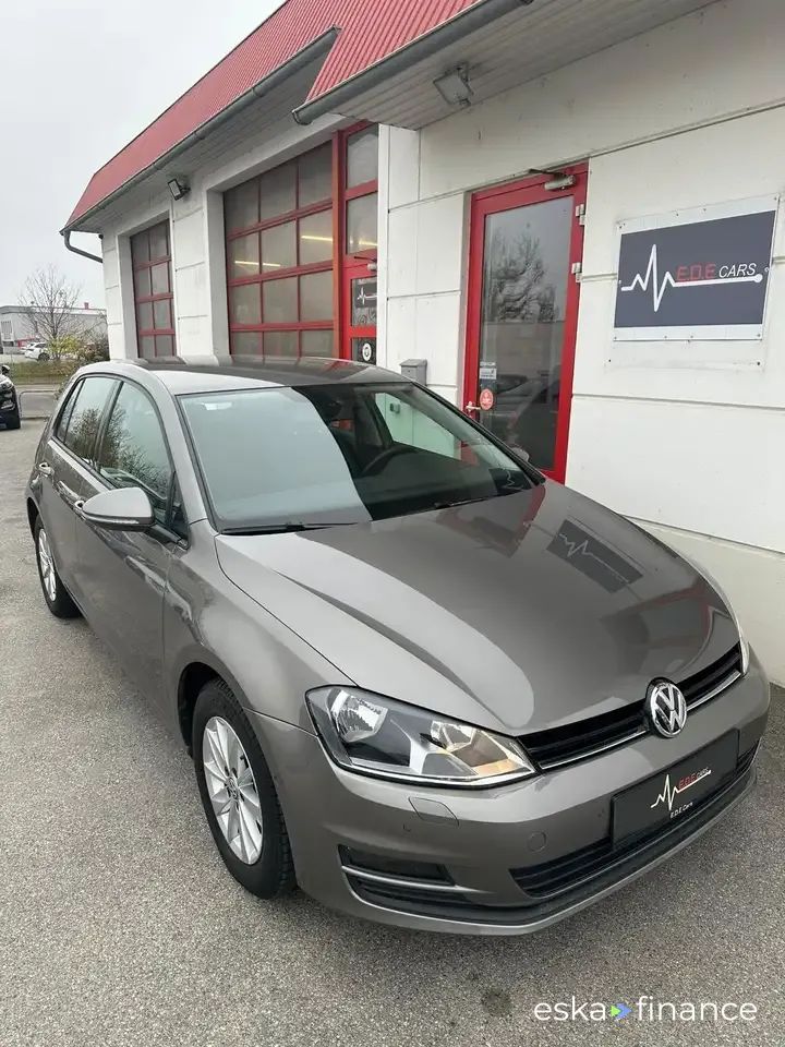 Leasing Hatchback Volkswagen Golf 2013