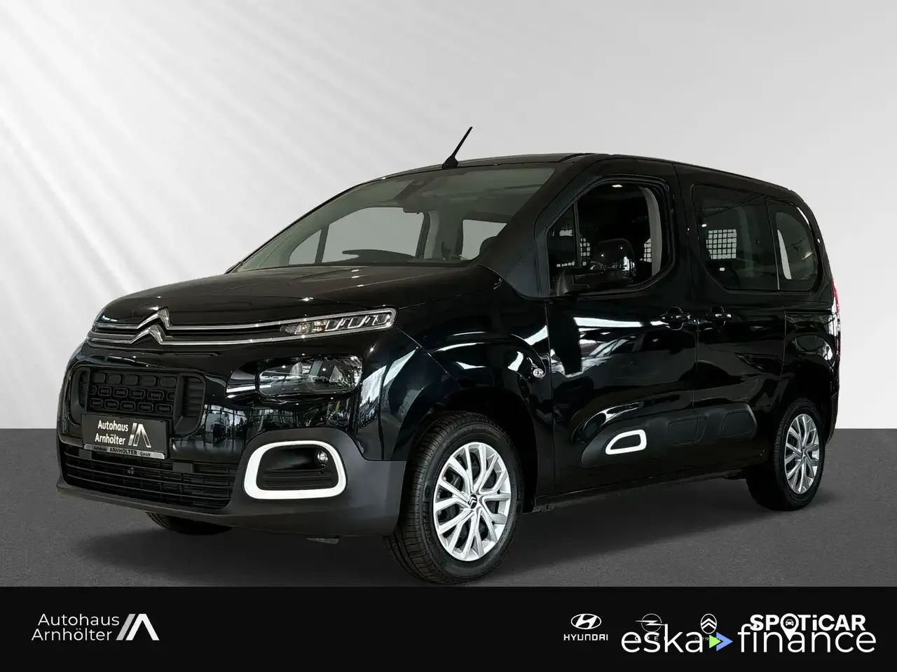 Finansowanie Transport pasażerów Citroën Berlingo 2023