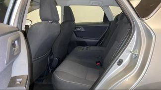 Leasing Sedan Toyota Auris 2014