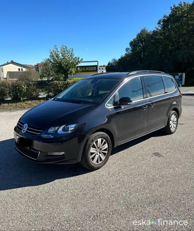 Financování Hatchback Volkswagen Sharan 2019