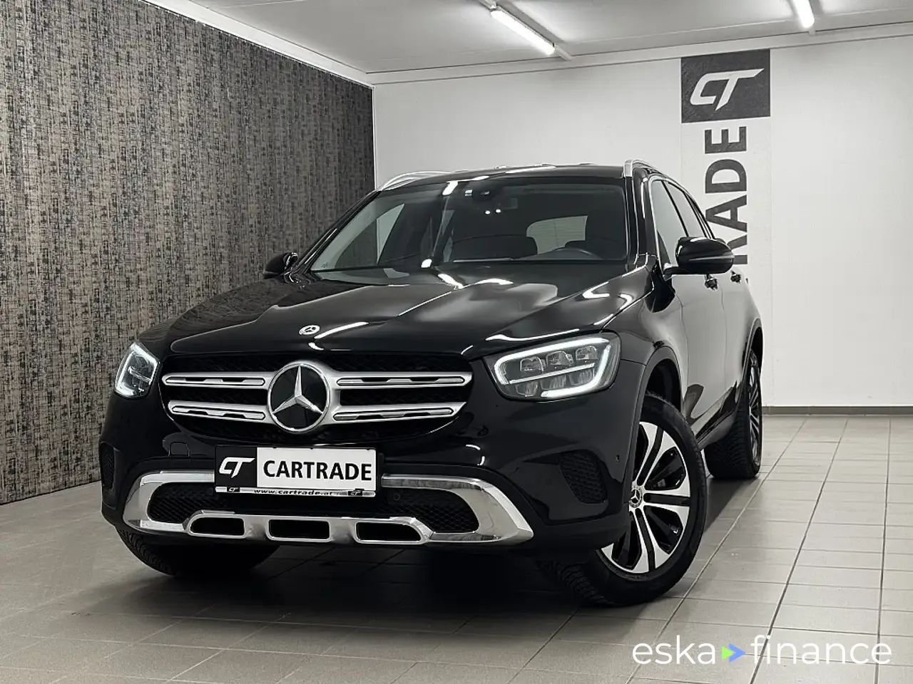 Finansowanie SUV MERCEDES GLC 300 2021