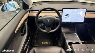Leasing Sedan Tesla Model 3 2023