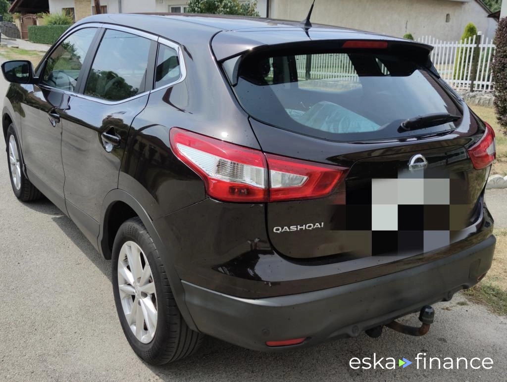 Leasing SUV Nissan Qashqai 2015