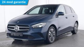 Lízing Hatchback MERCEDES B 250 2022
