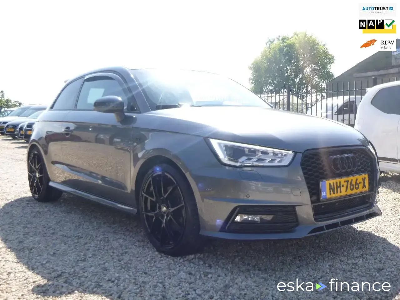 Hatchback Audi A1 2017