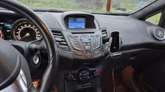Lízing Sedan Ford Fiesta 2017