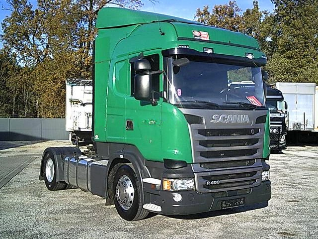 Tractor unit Scania R450 2017