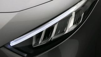 Lízing Sedan MERCEDES A 250 2024