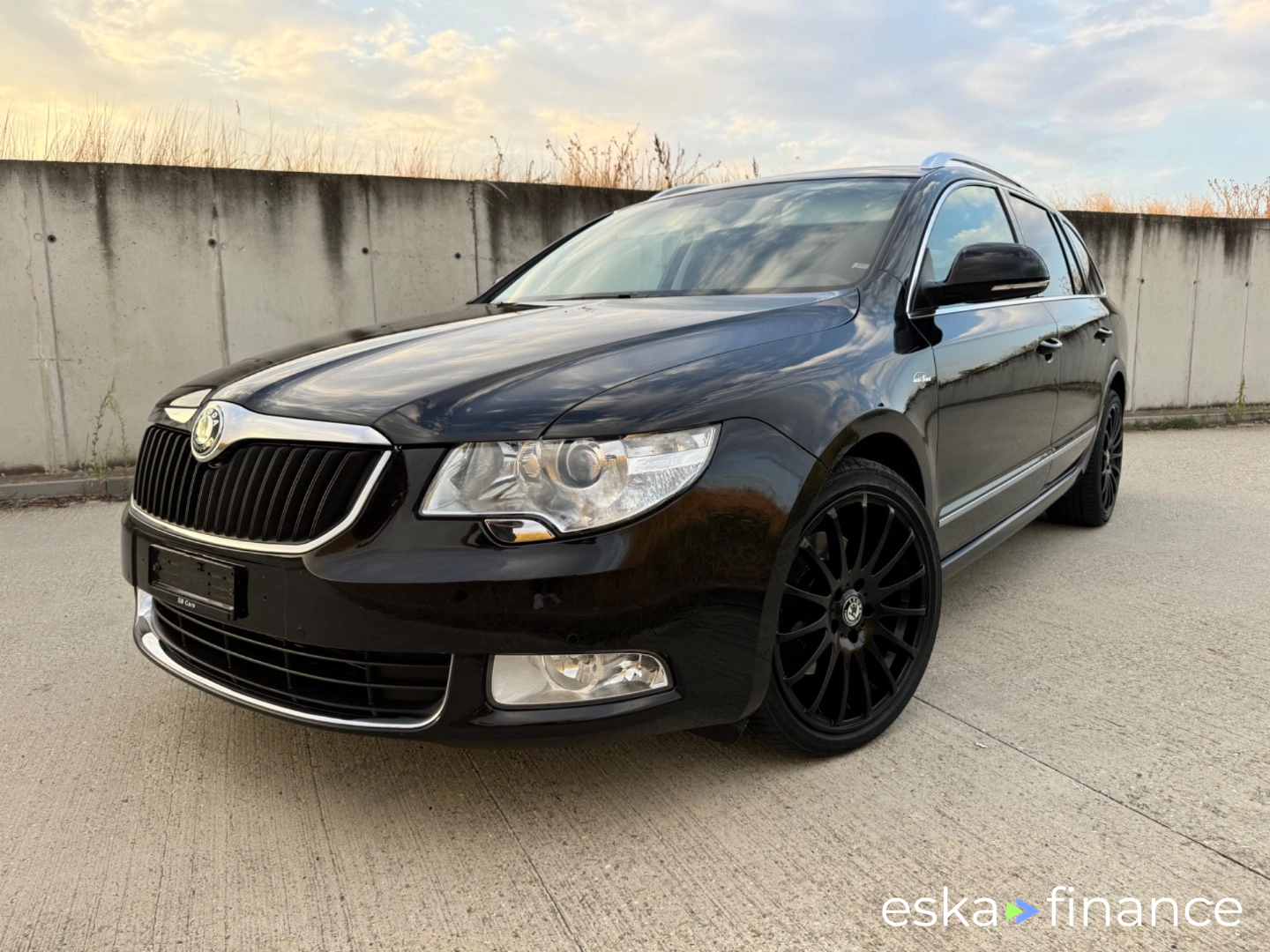 Leasing Wagon Skoda SUPERB COMBI 2012