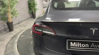 Finansowanie Sedan Tesla Model 3 2020