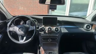 Lízing Sedan MERCEDES C 180 2015