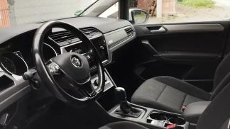 Leasing Passenger transport Volkswagen Touran 2019