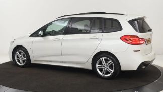 Lízing Hatchback BMW 218 2018