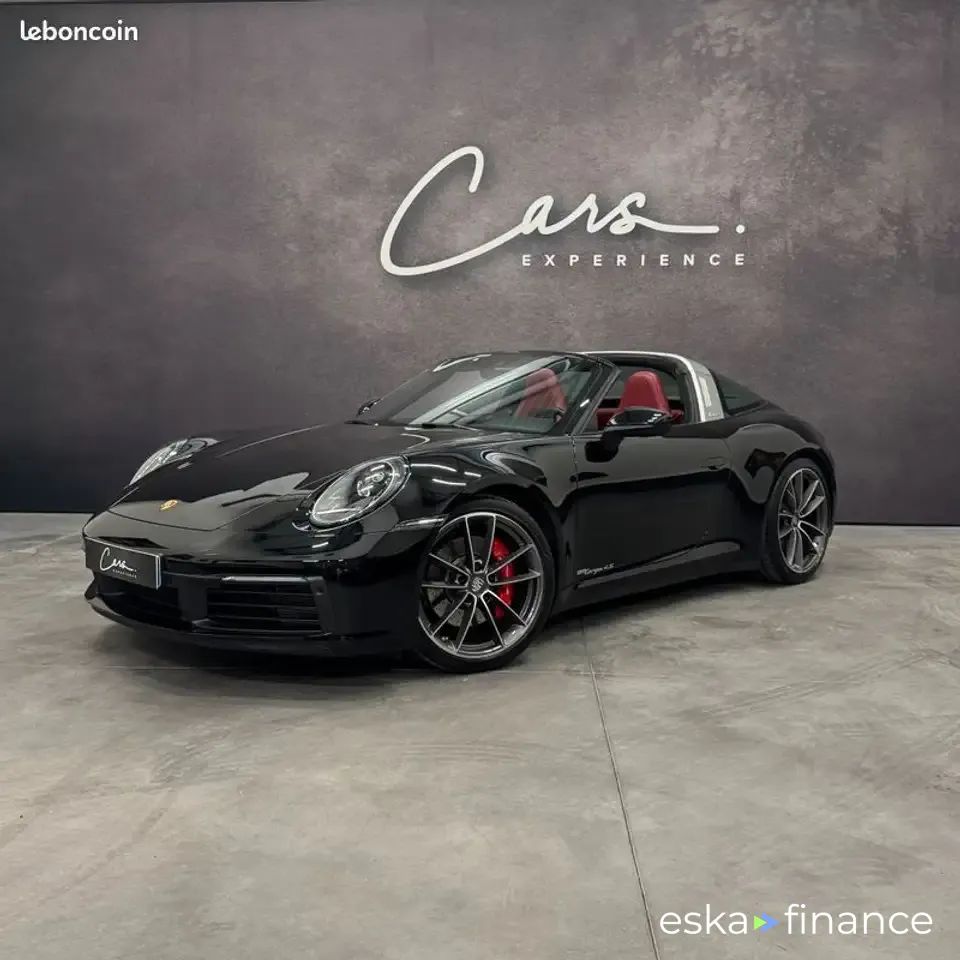 Leasing Convertible Porsche 911 2021