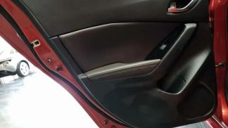 Leasing Hatchback Mazda 3 2017
