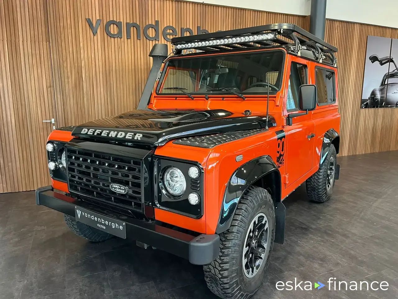 Finansowanie SUV Land Rover Defender 2016