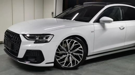 Audi A8 2024