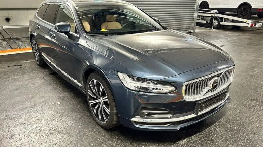 Volvo V90 2022