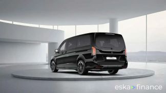 Lízing Hatchback MERCEDES V 250 2024