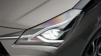 Lízing Hatchback Toyota Yaris 2018