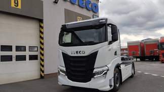 Ciągnik siodłowy Iveco S-Way 2024