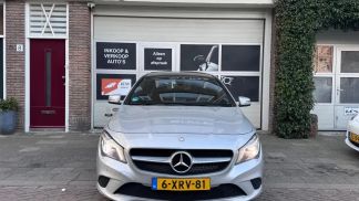 Lízing Sedan MERCEDES CLA 180 2014