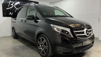 Financování Hatchback MERCEDES V 250 2018
