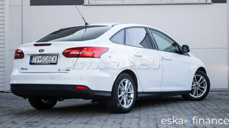 Lízing Sedan Ford Focus 2016