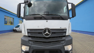 Speciální nákladní automobil Mercedes-Benz ANTOS 1824 2016