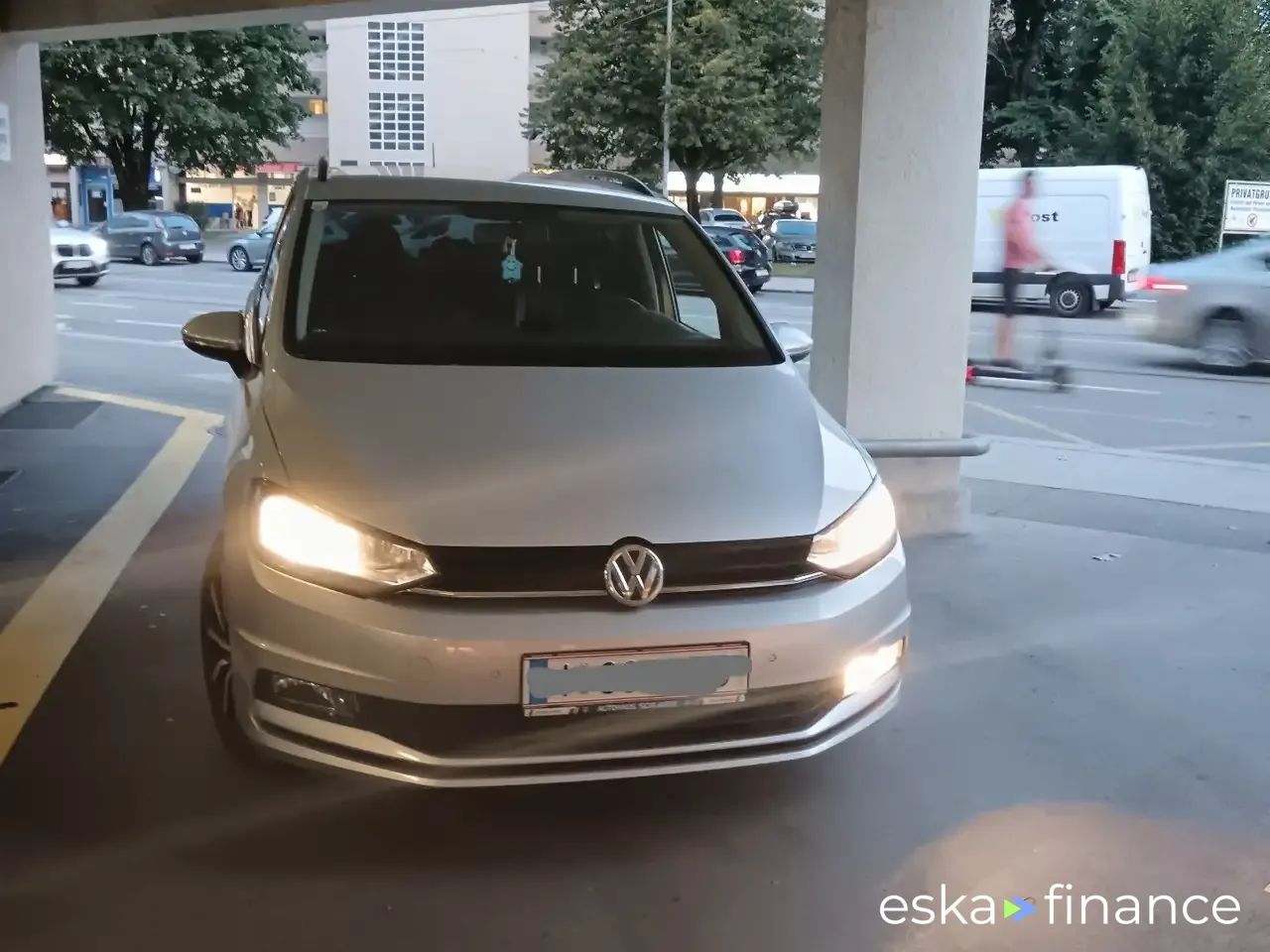 Transport pasażerów Volkswagen Touran 2017