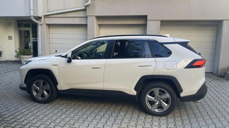 Lízing SUV Toyota RAV4 2020