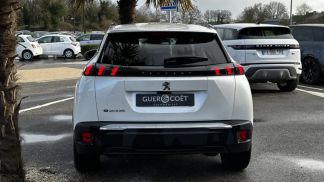 Lízing SUV Peugeot E-2008 2021